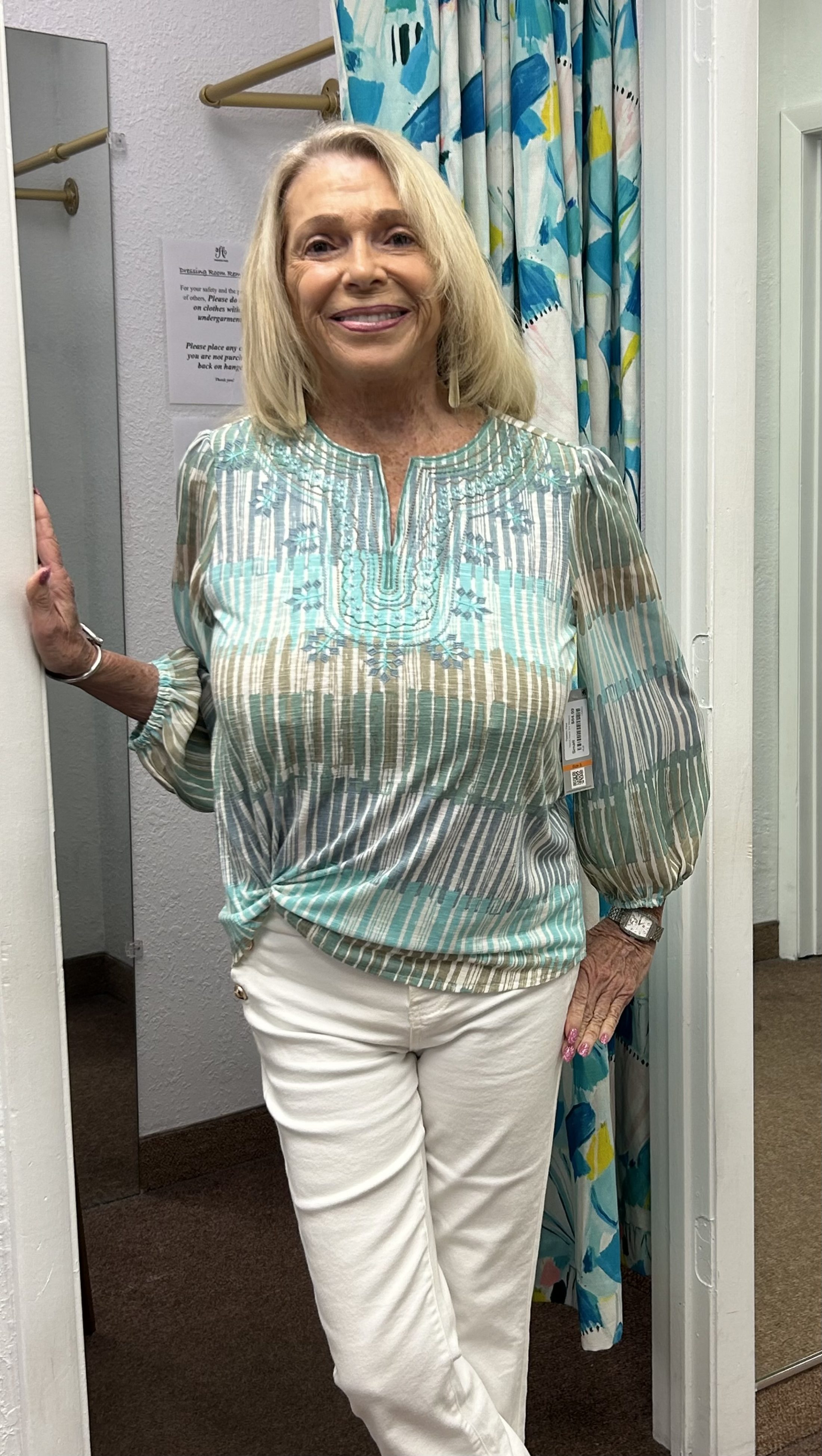 Notch Neck 3/4 Sleeve Embroidered Top