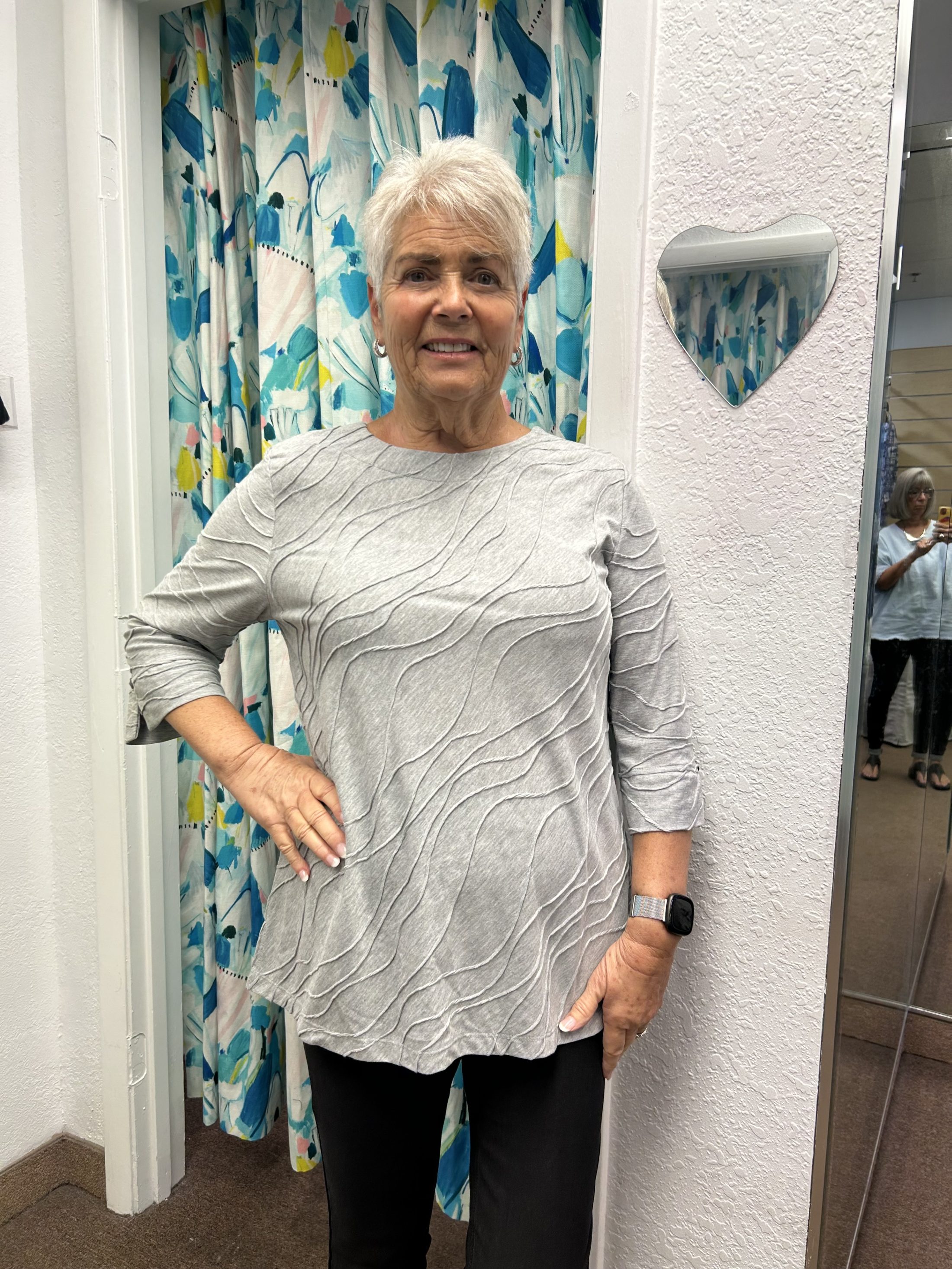 3/4 Sleeve Solid Novelty Top