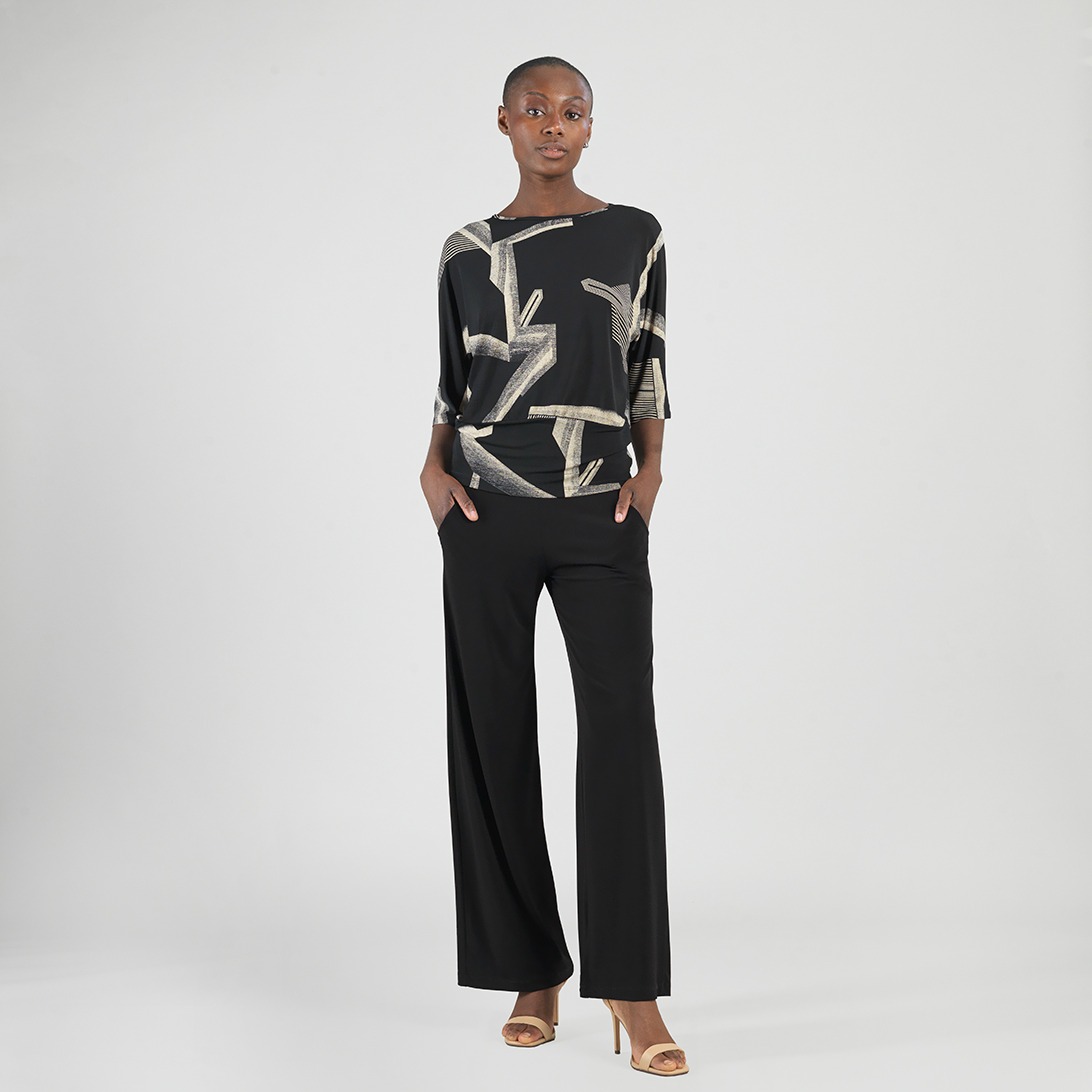 Linear Geo Print Soft Knit Top w/ Banded Hem