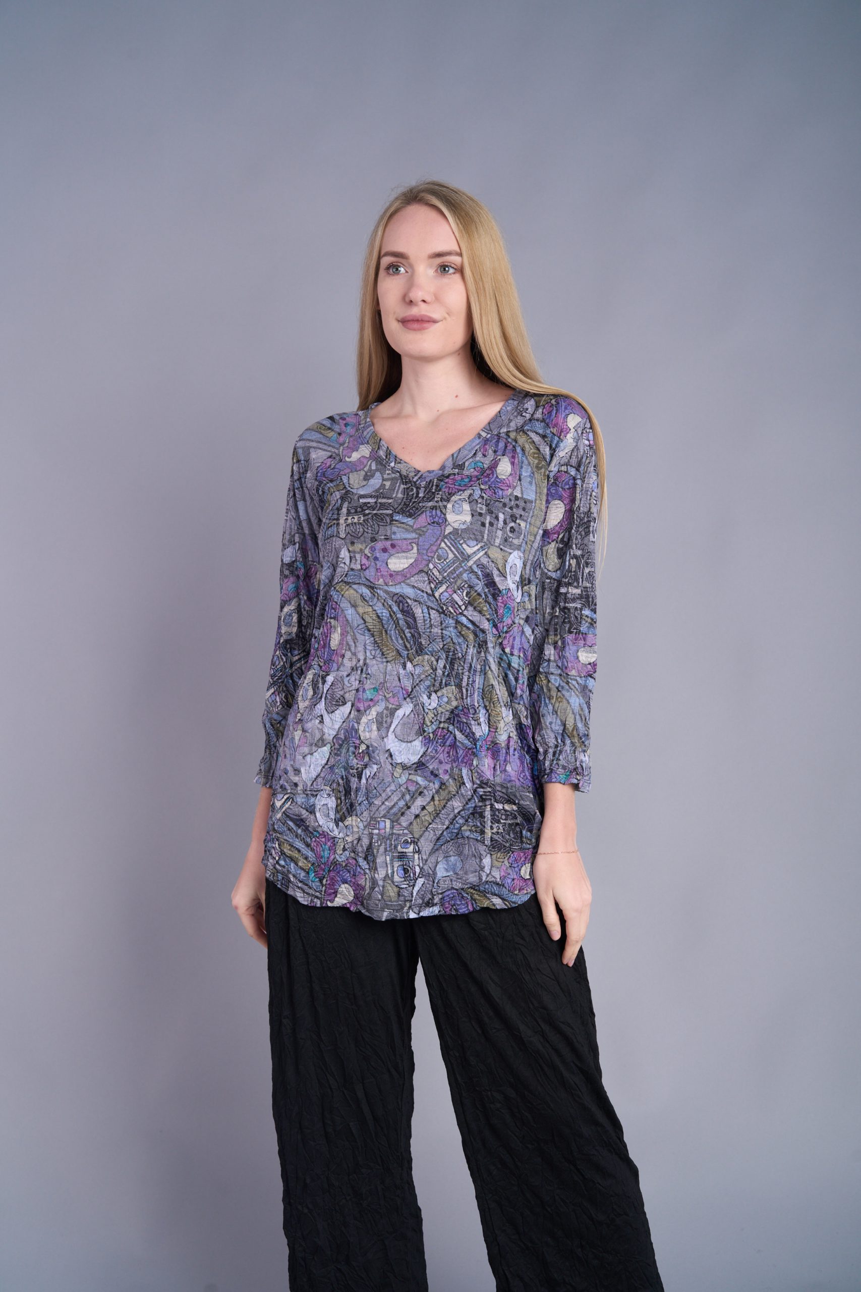 V Neck 3/4 Sleeve Crinkle Top