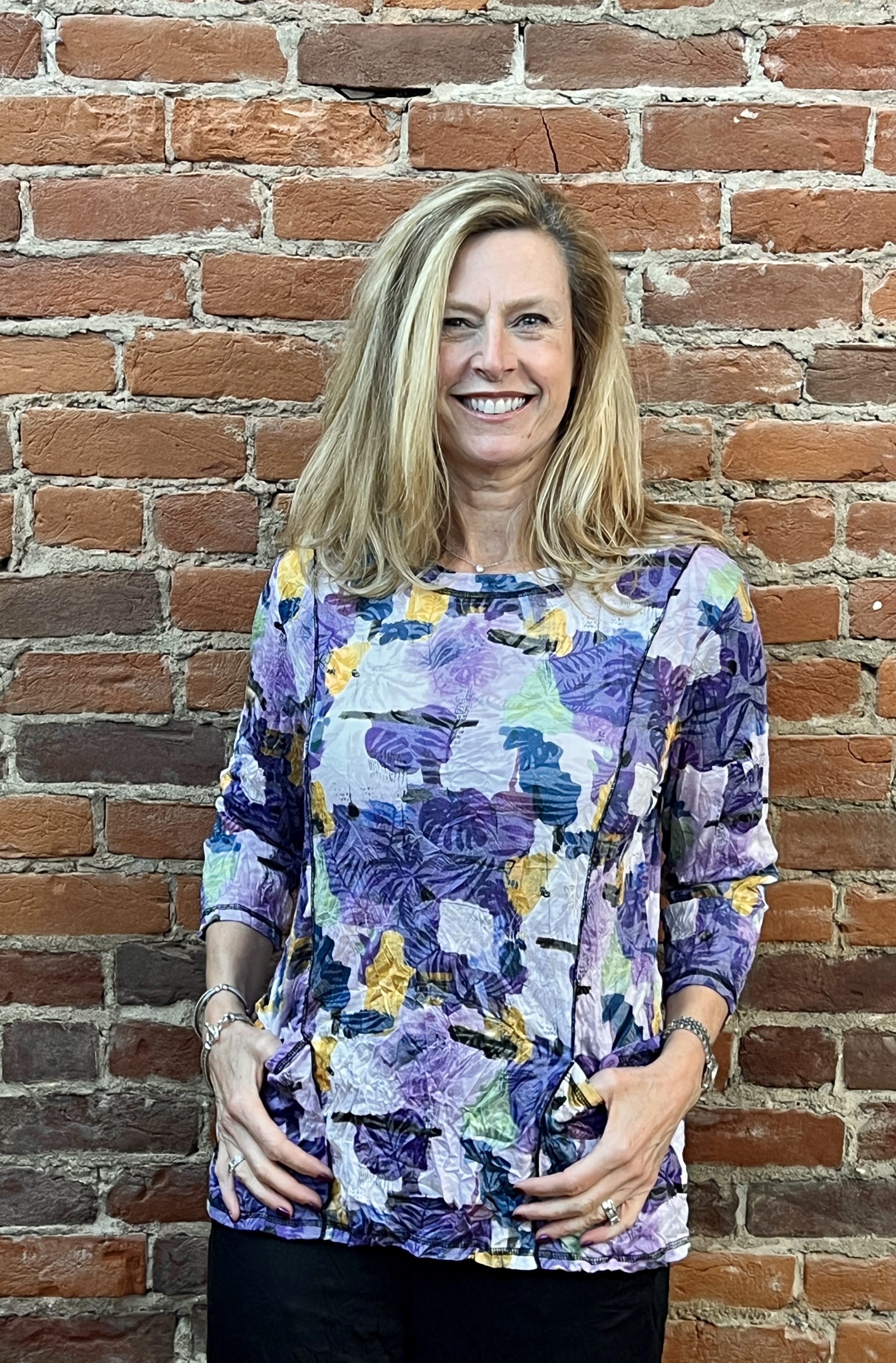 Crinkle Two Pocket Contrast Stitch Top