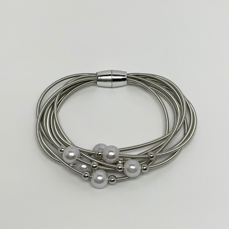 Pearl Magnetic Bracelet