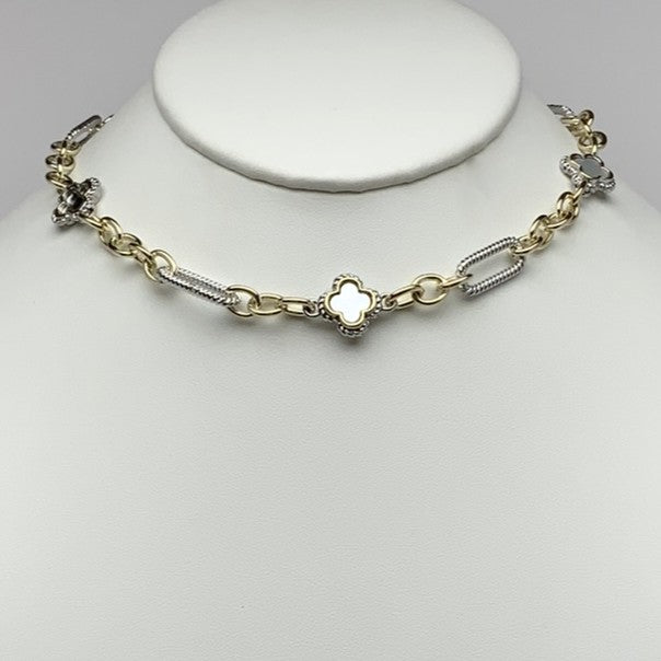 Twisted Oval Link with Clover Necklace
