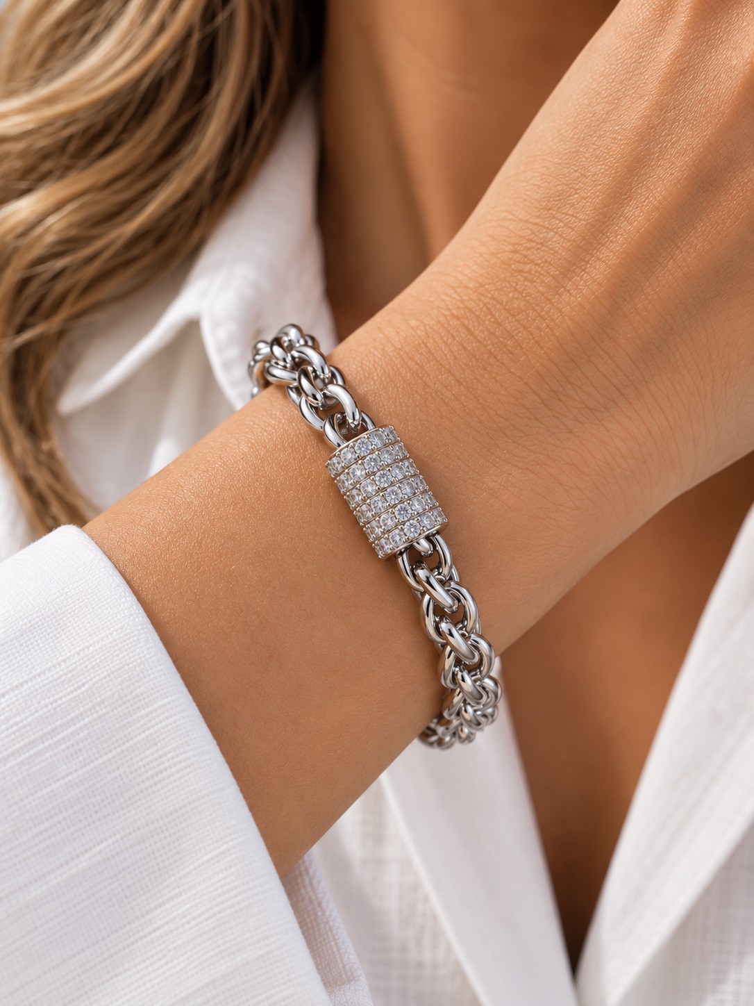 Pave Magnetic Cylinder Clasp Rope Chain Bracelet