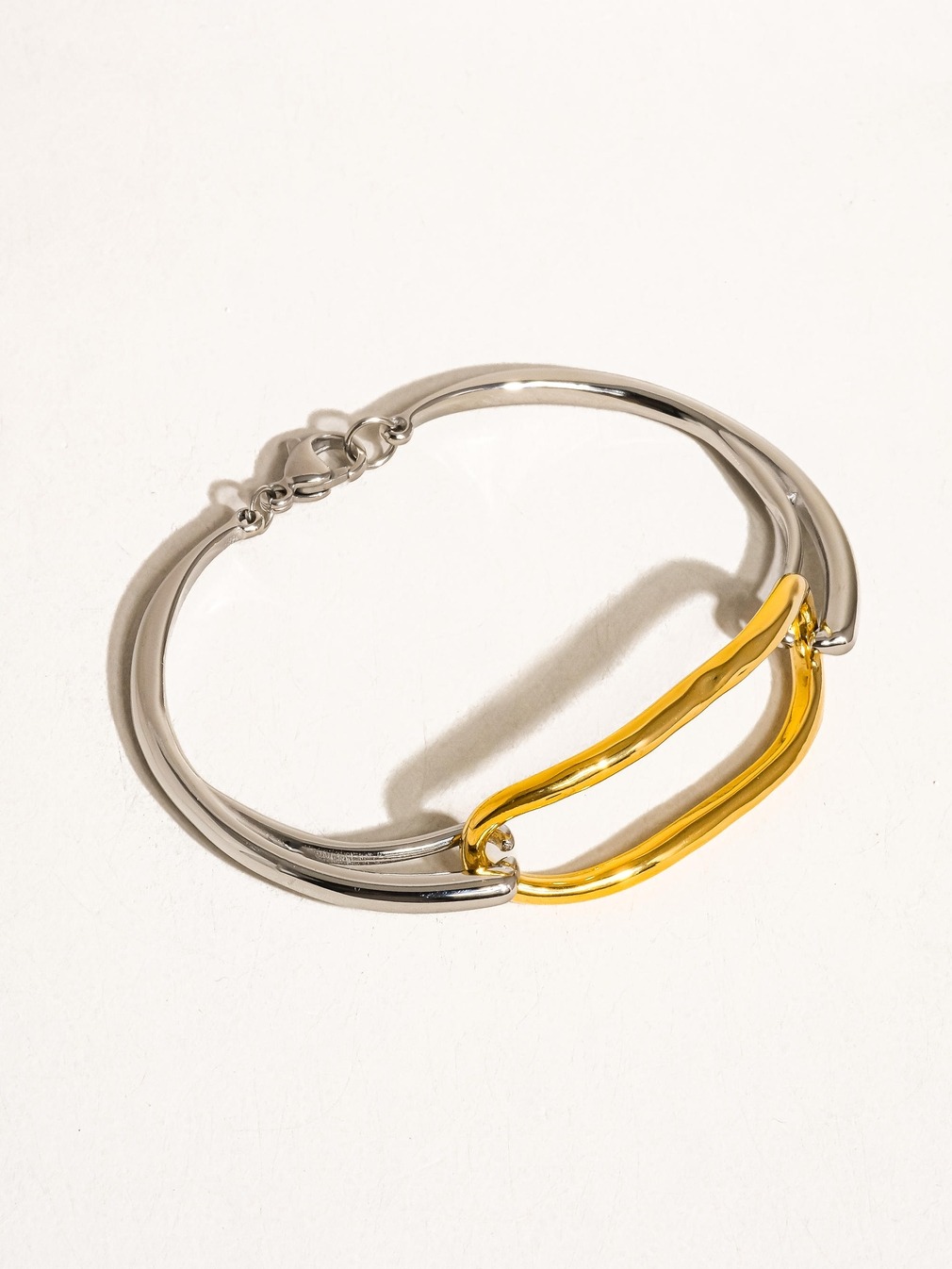 Lili 18K Non-Tarnish Hoop Bracelet